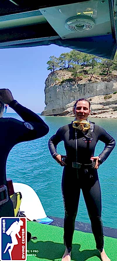 DivingKemer18.jpg