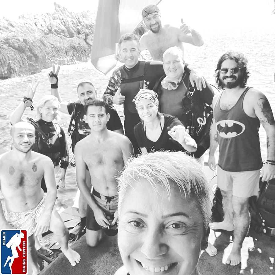 DivingKemer40.jpg